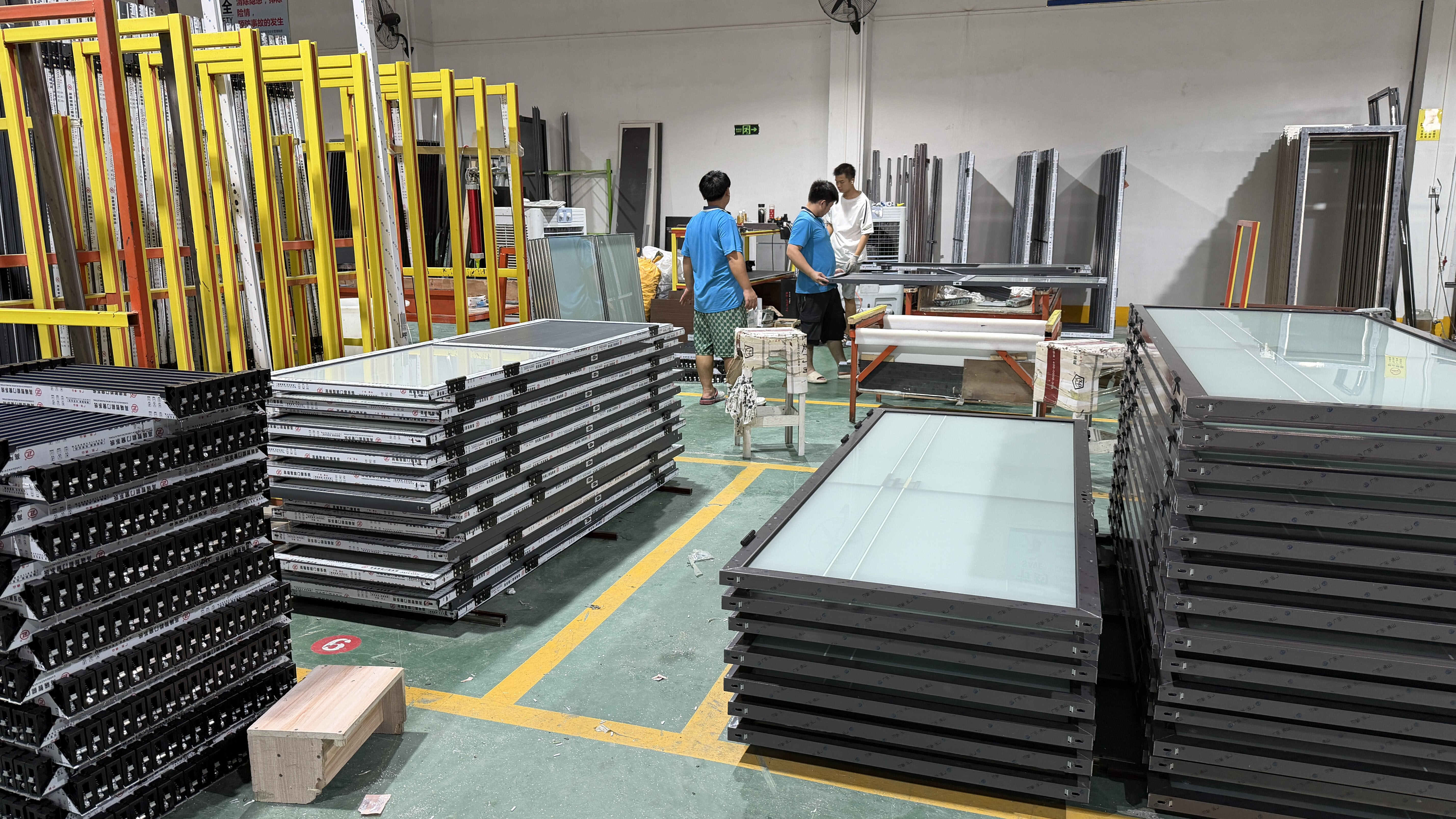 莞深惠广佛套房门窗怎么选？东莞源头工厂选购指南，免费上门勘测