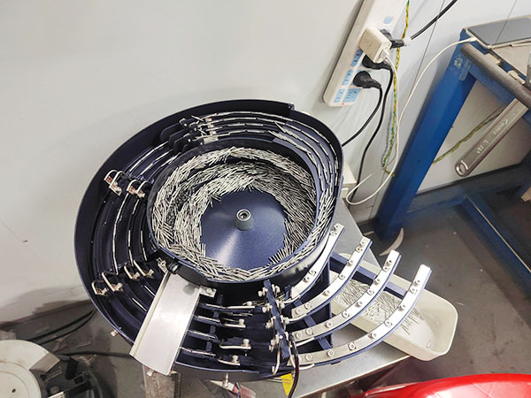 自动供料振动盘