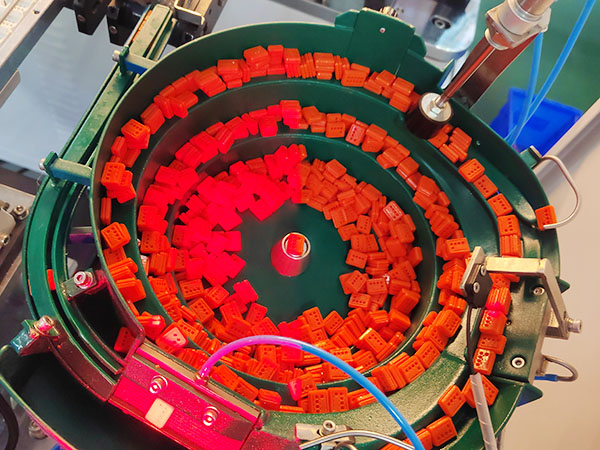 自动供料振动盘