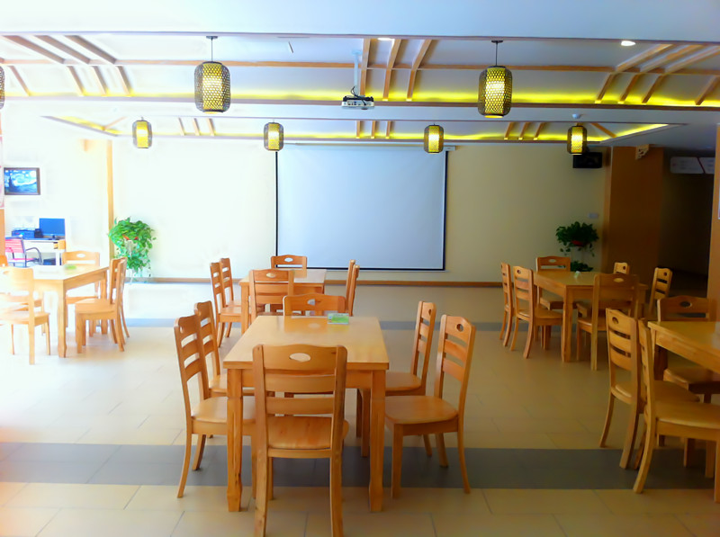 餐厅  晚宴大投影