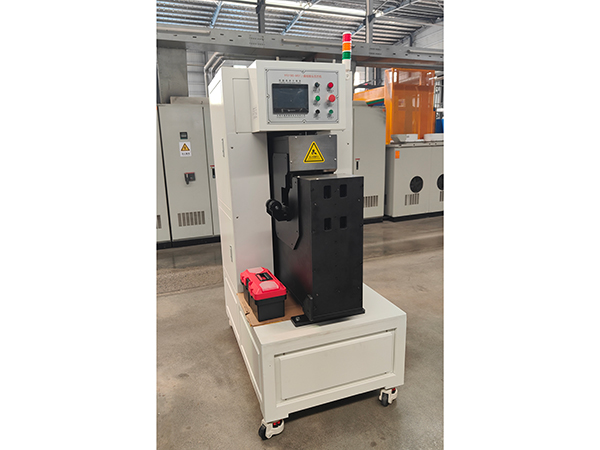 影响精密压延机使用寿命的关键因素与延长策略