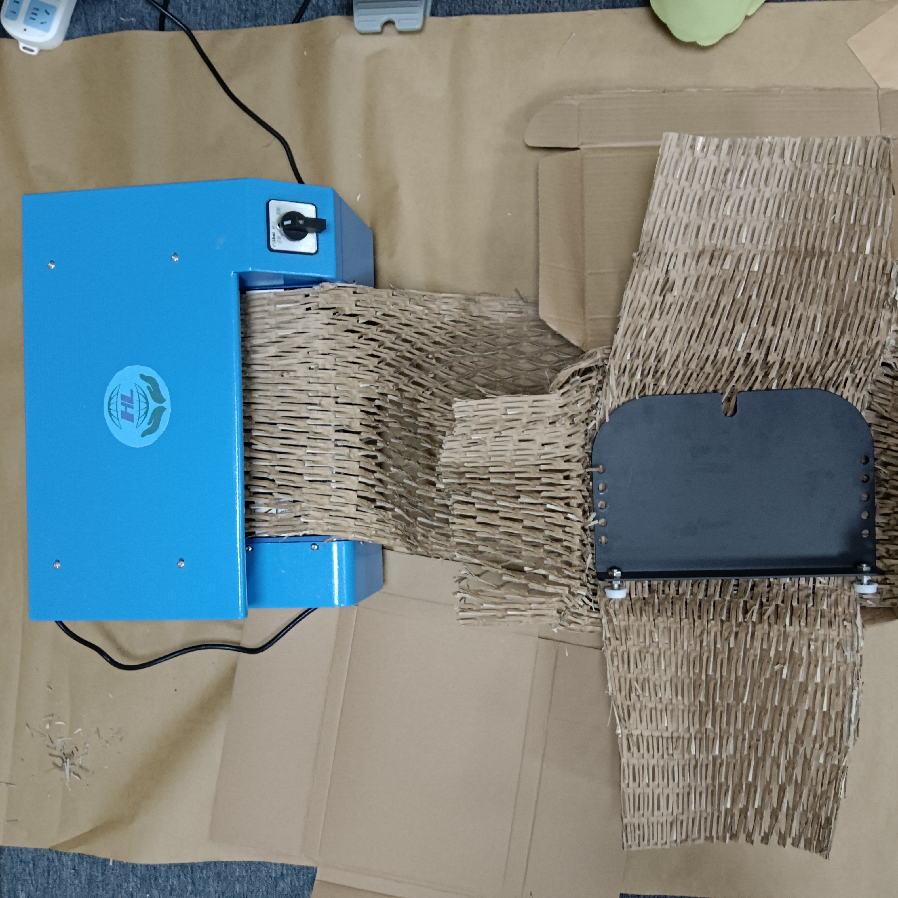 东莞市浩霖包装膨切机：高效膨切，带领包装材料新变革