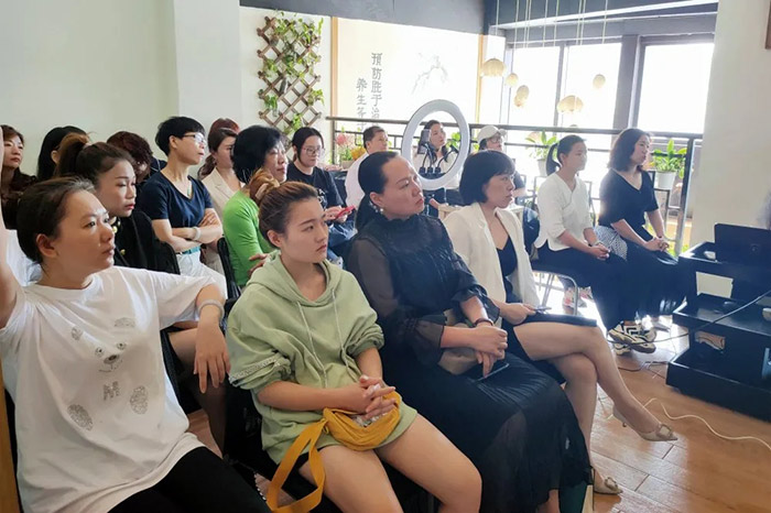 【君康能福利日】子宫肌瘤，20%的成年女性都有！