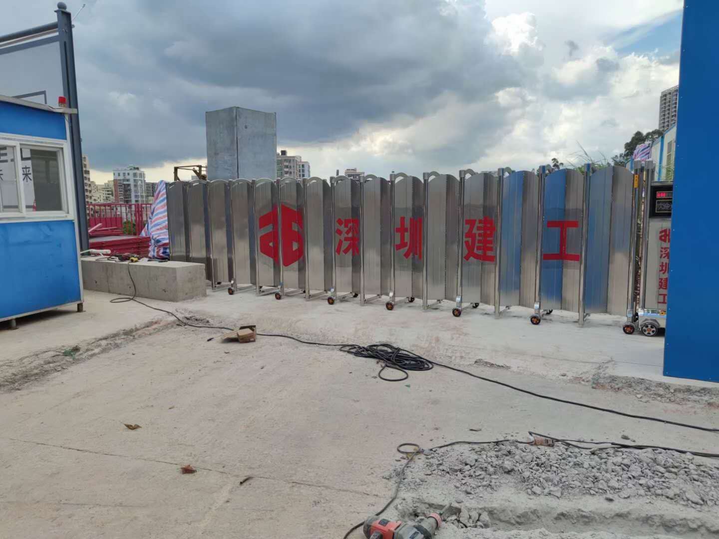 深圳建工集团电动伸缩...