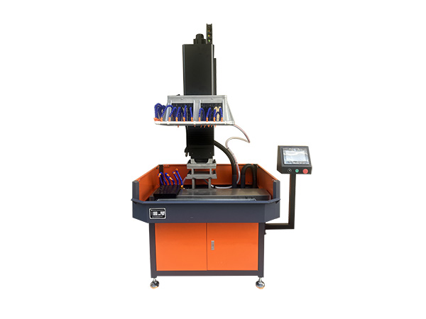 伺服钻攻一体机