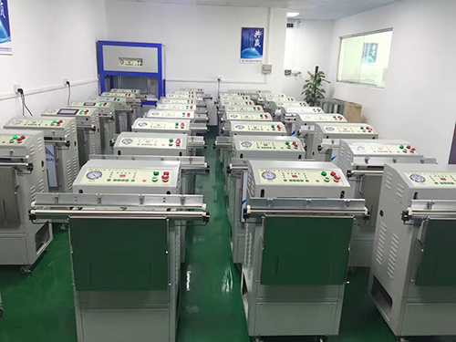 外抽真空机车间