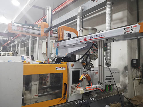 三轴单截机械手