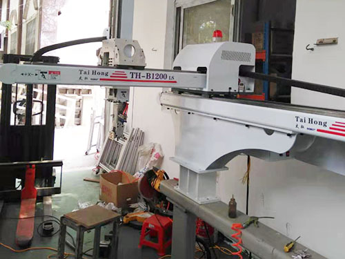 三轴双截机械手