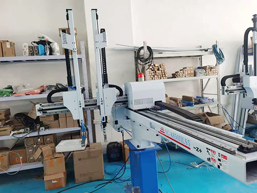 五轴双臂双节机械手