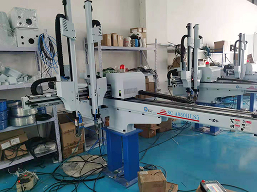 五轴双臂双节机械手