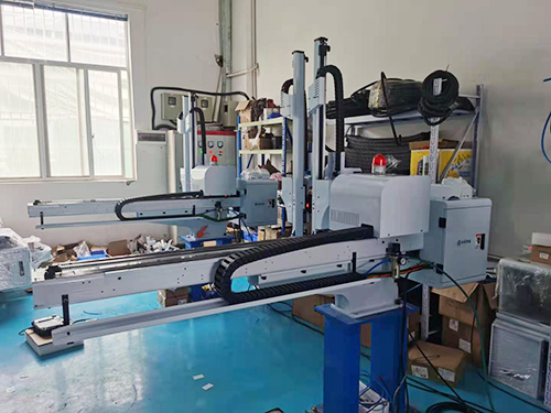 五轴双臂双节机械手