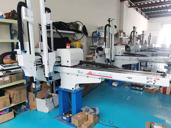 五轴双臂双节机械手