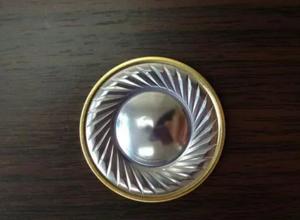 扬声器，喇叭的阻抗