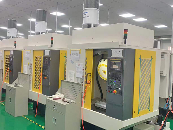 滚齿机油雾收集器安装...