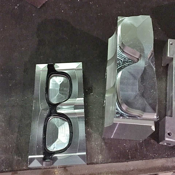 超声波模具