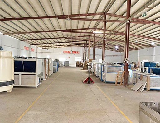 冷水机在真空镀膜工艺中的作用简述?