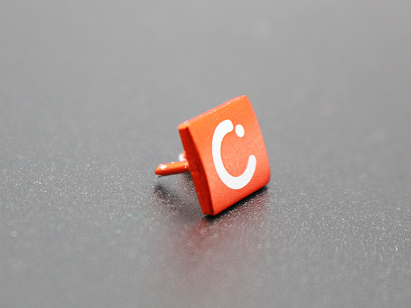 铝合金标牌正在制作