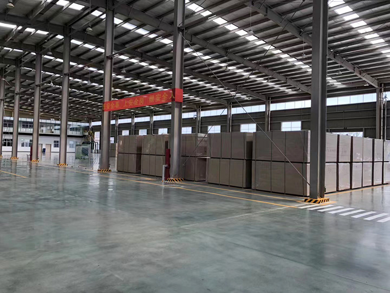 天然木皮生产车间