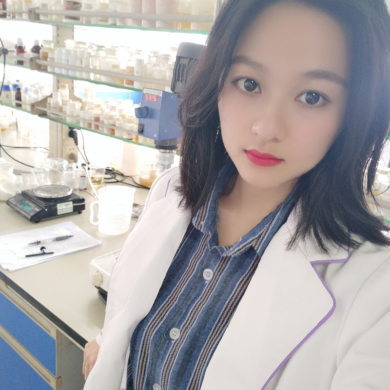 昕妍老师生活照