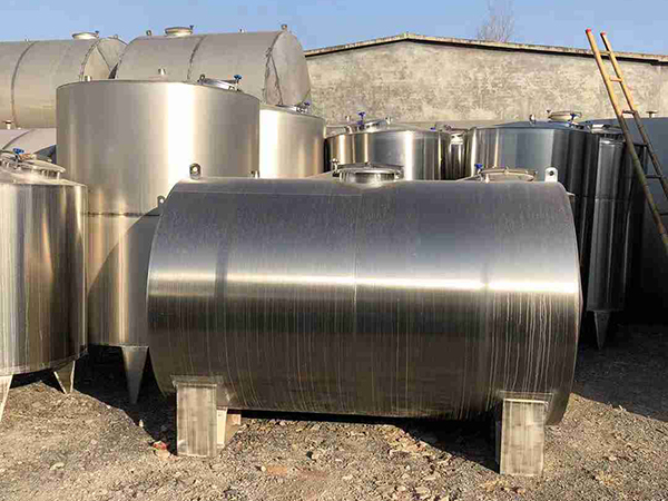 小型不锈钢卧式储罐
