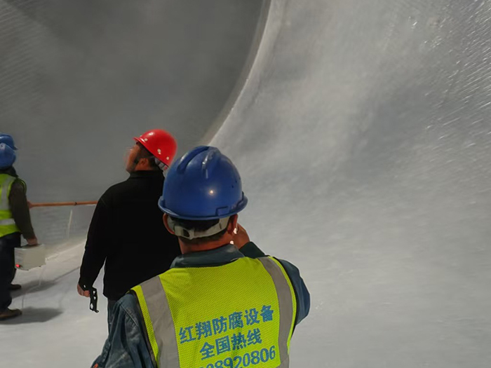 现场衬塑图片