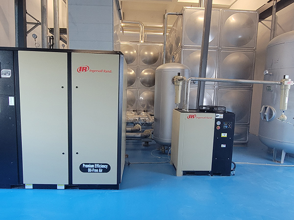 IR 空压站房现场照...