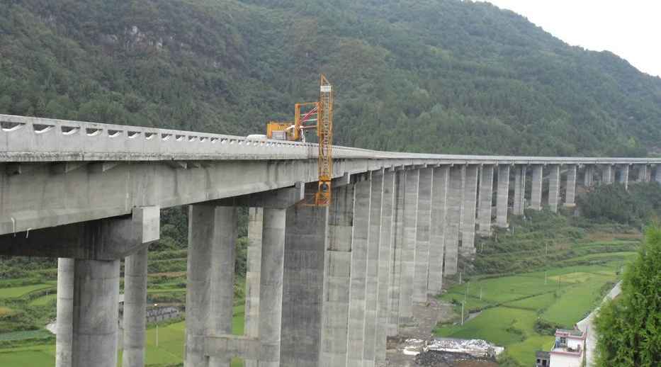 桥梁加固_广东中青建筑科技有限公司