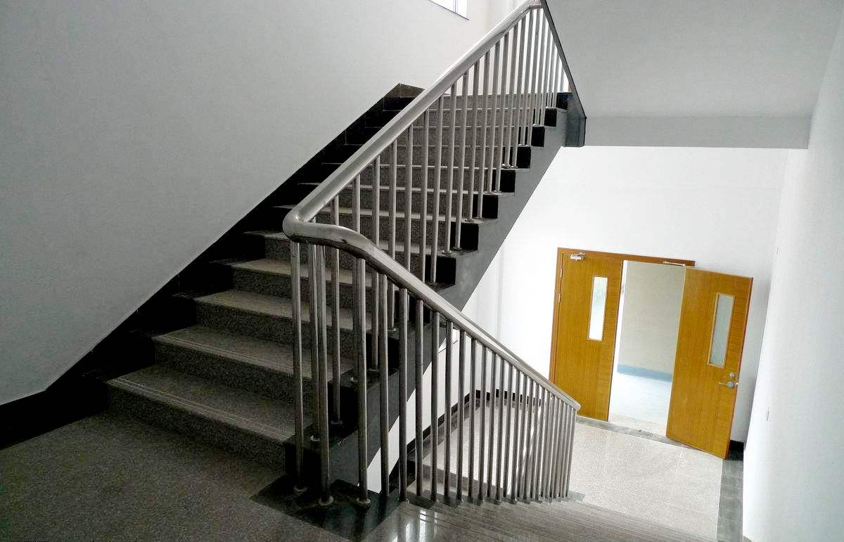 深圳房屋加固公司对于房屋加层楼梯的4种处理方式