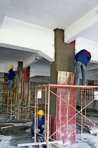 房屋加固公司中的喷射混凝土加固施工 房屋加固公司中的喷射混凝土加固施工