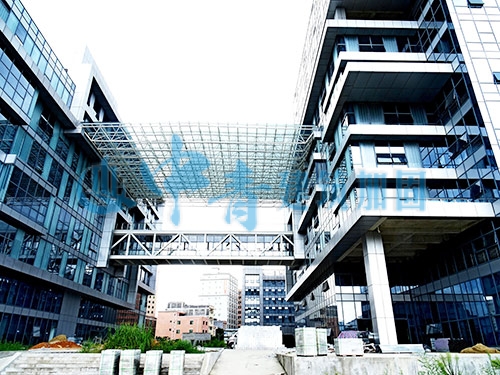 松山湖机房架空层钢结...