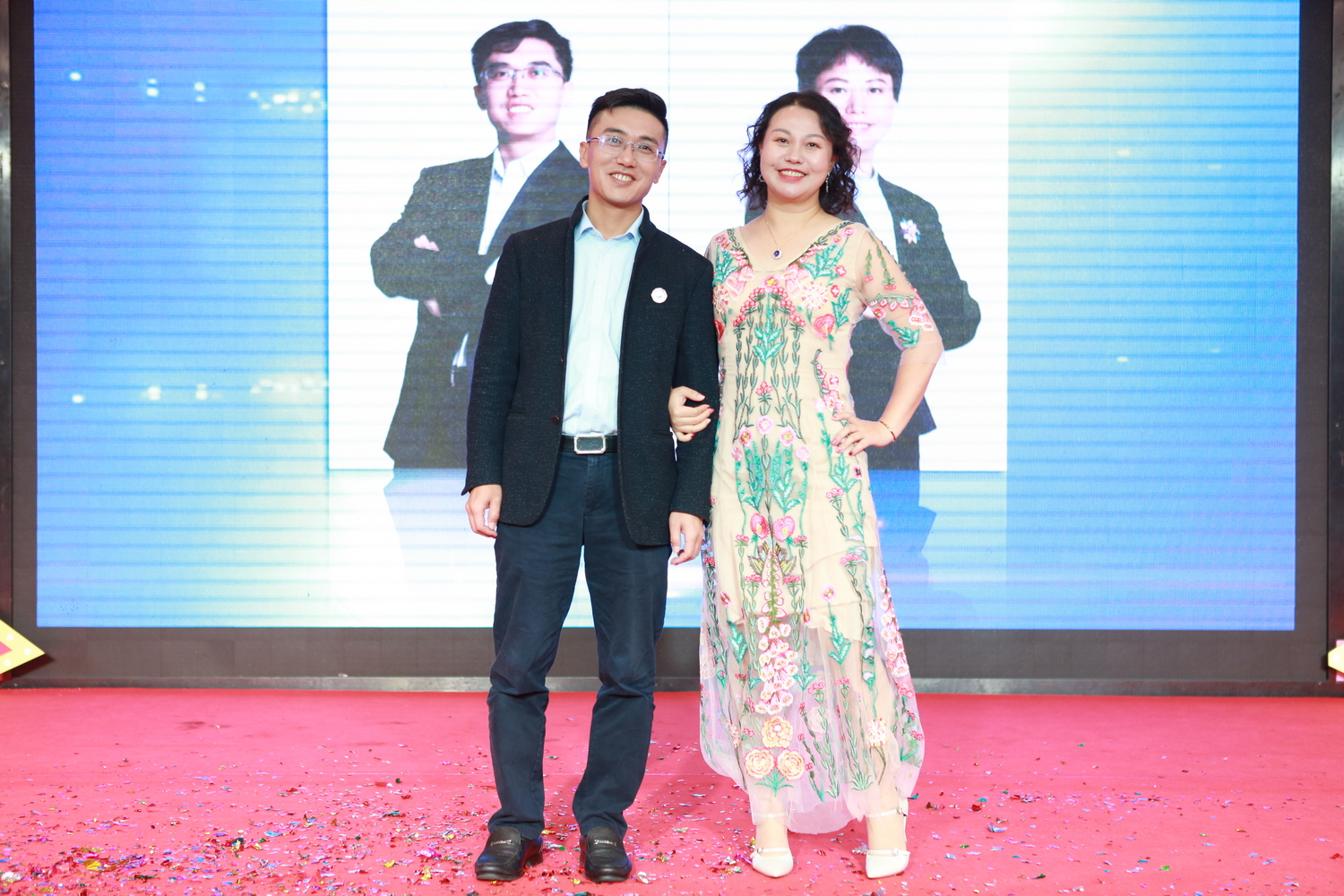 中青建筑加固2021迎新晚宴