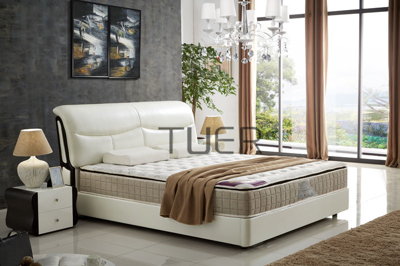 V36 sets of beds