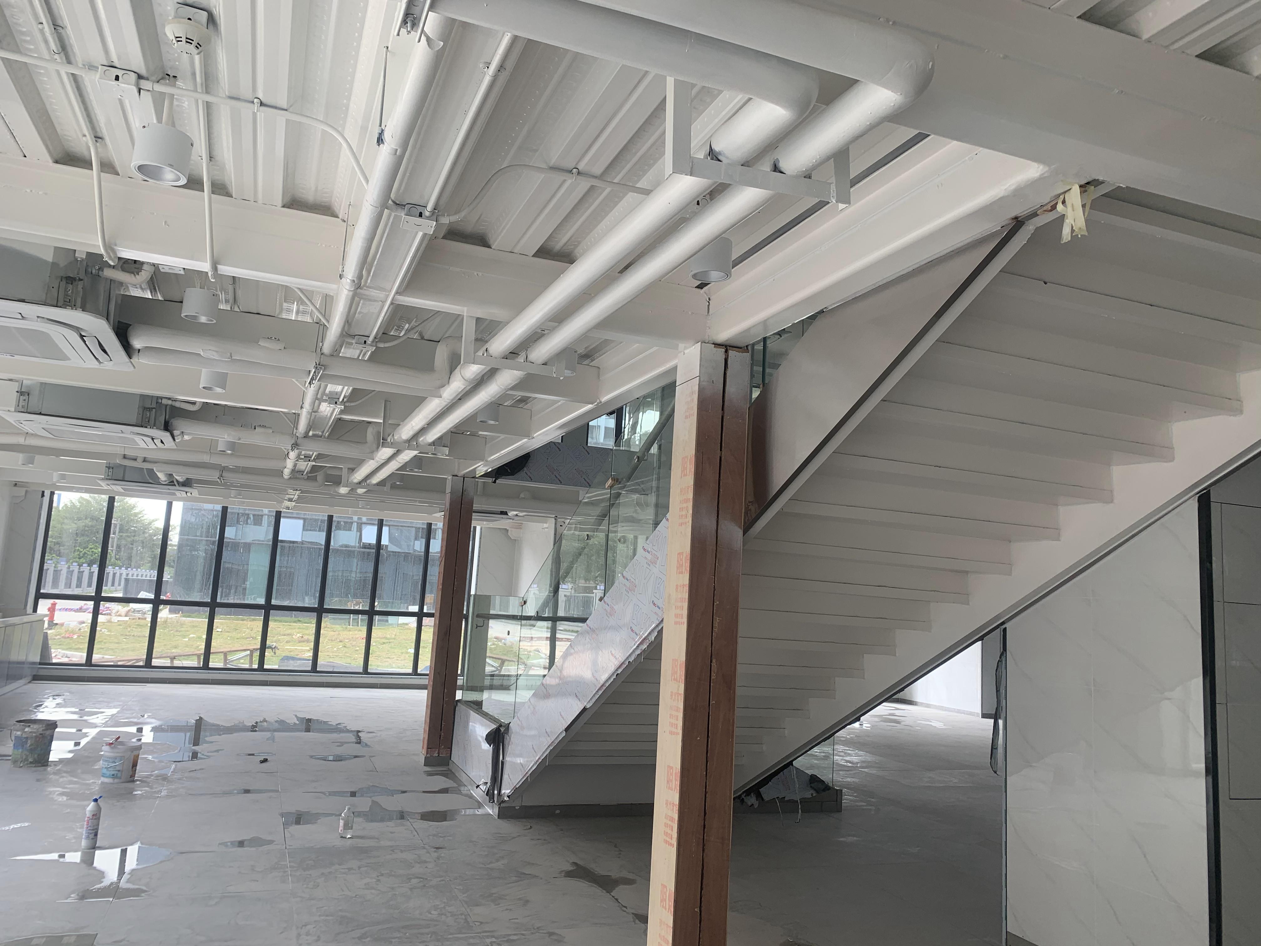 钢结构夹层安装完成效...