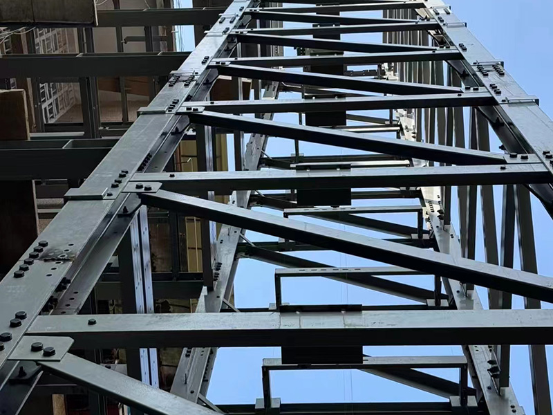 住宅楼加装钢结构电梯...