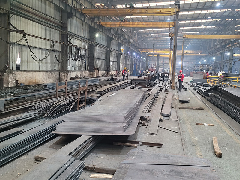 钢板压制区域车间