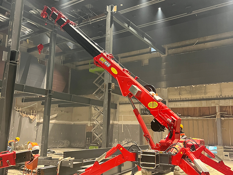 钢结构夹层制作吊装