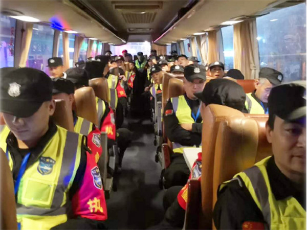 东莞马拉松节日执勤