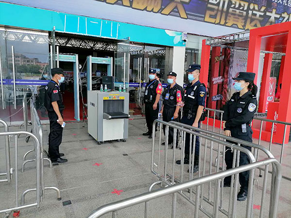 我司车展安保执勤现场