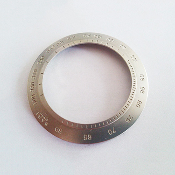 表圈底盖腐蚀加工