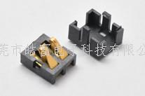 连接器的固定连接介质！