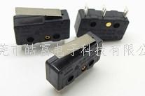 小型微动开关厂阐述dc插座的连接器功能