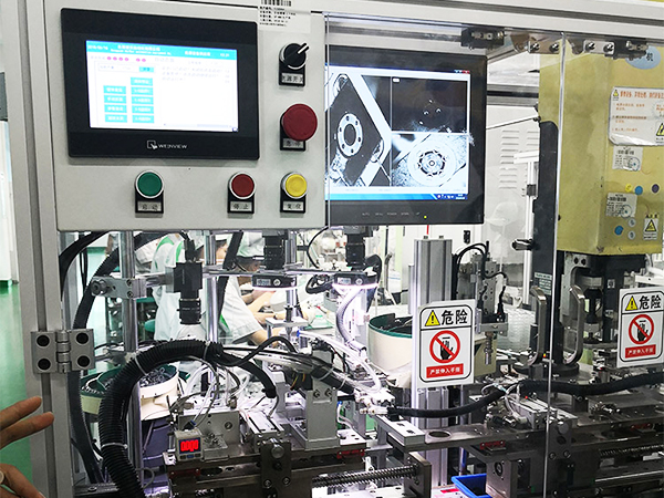 转子自动组装与溶接机