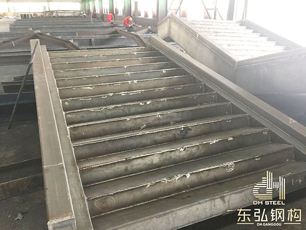 钢结构楼梯