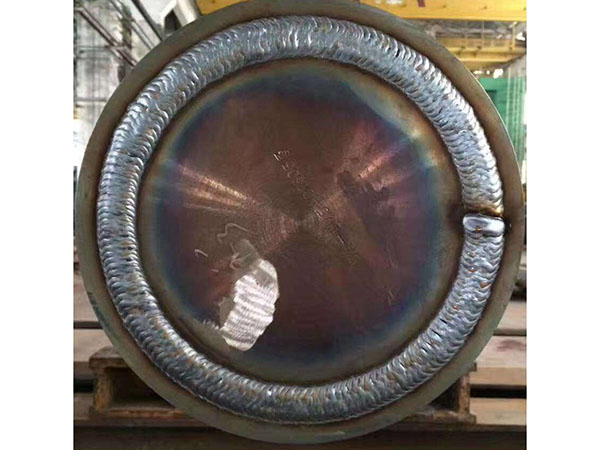 封口板工艺焊缝