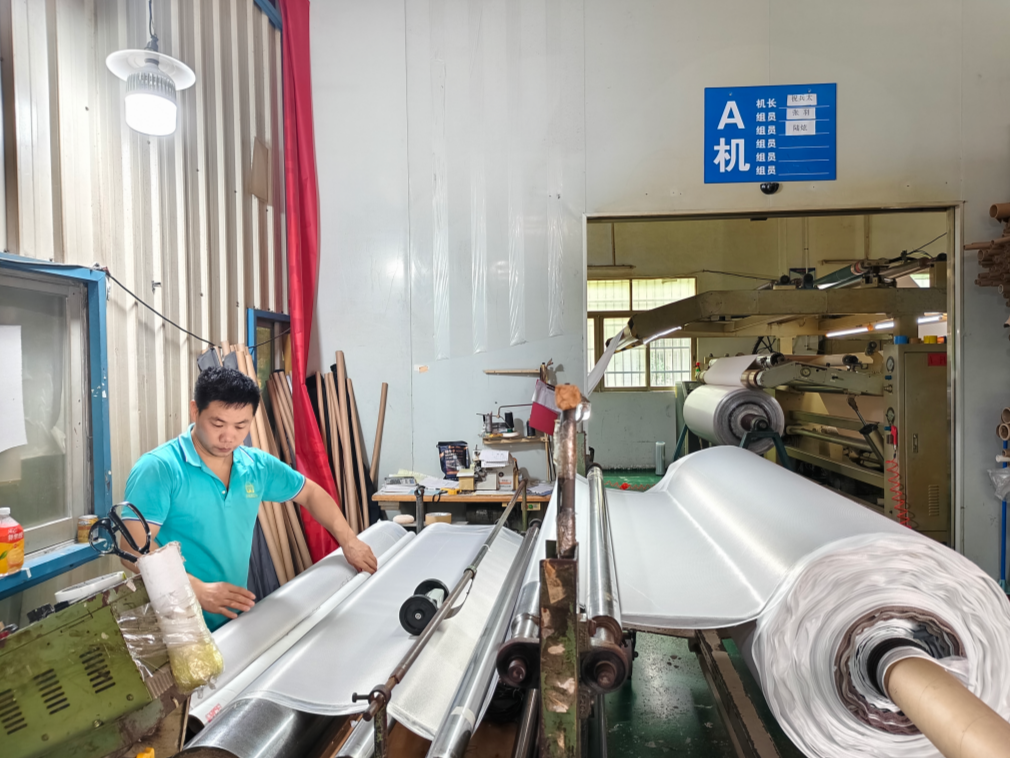 25年热熔胶复合工艺,解锁海绵复合面料新品质-金凤桥复合 25年热熔胶复合工艺,解锁海绵复合面料新品质-金凤桥复合