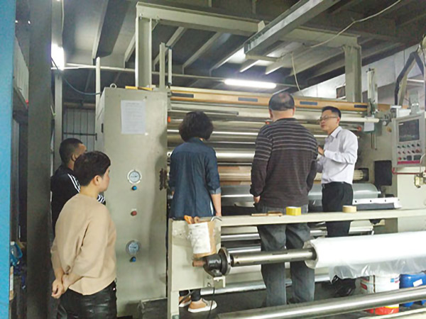 台湾客户来工厂考察