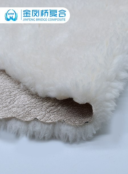 麂皮绒复合羊羔绒