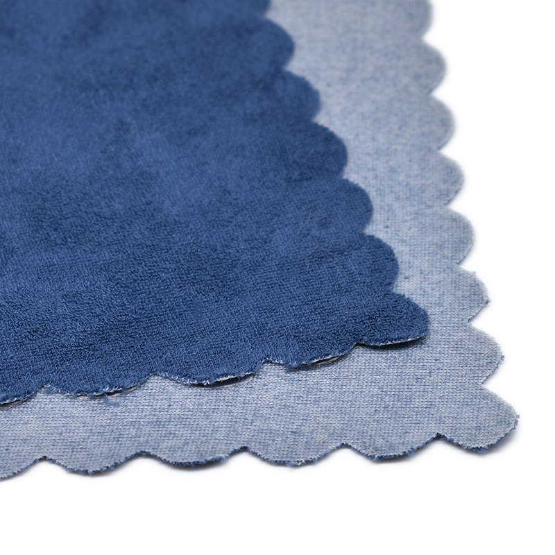 舒适护理口水巾用​毛巾布复合TPU膜让宝宝衣着更整洁-金凤桥复合厂家