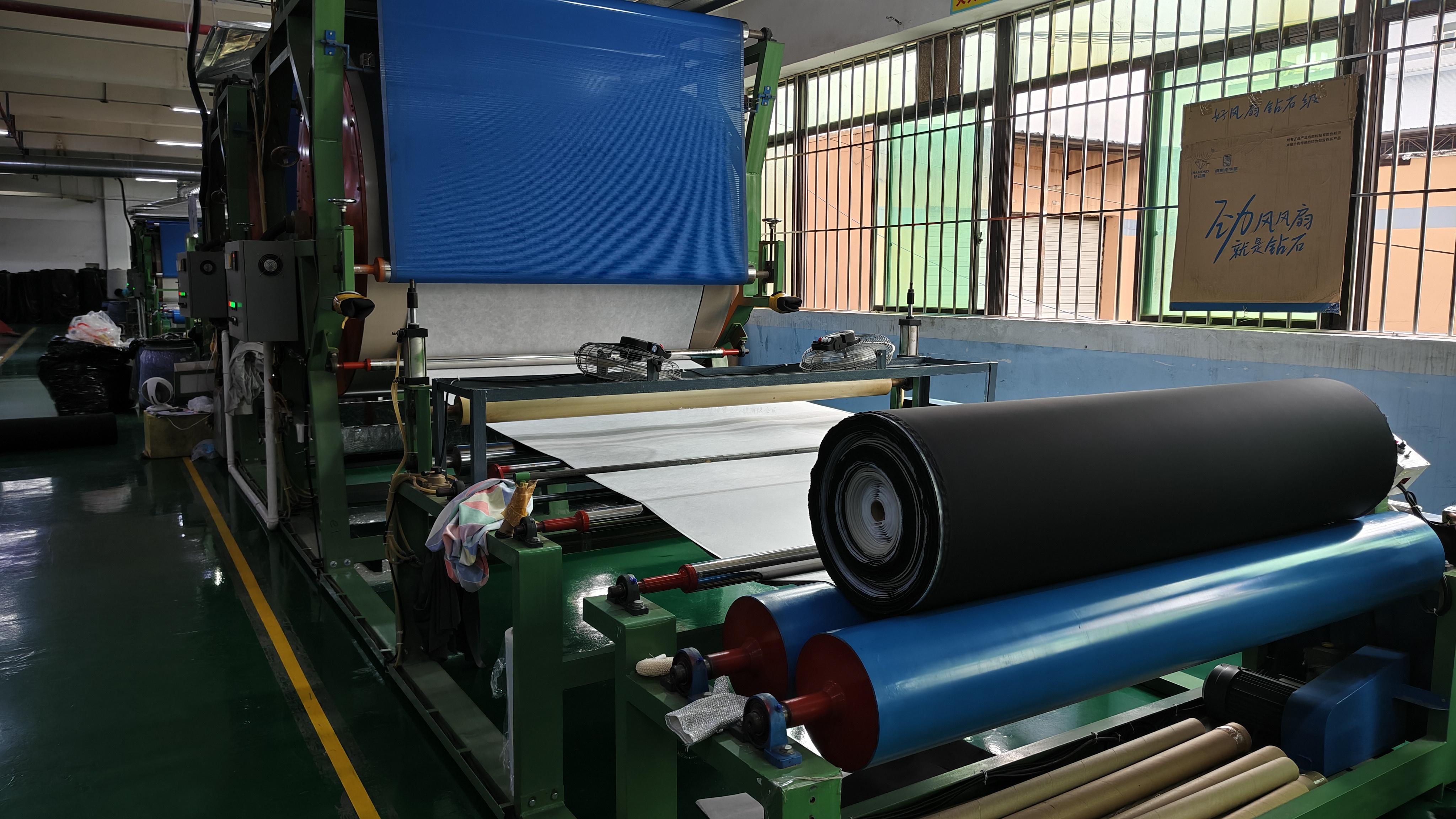 质量是金凤桥25年布料复合加工厂刻进骨子的信誉