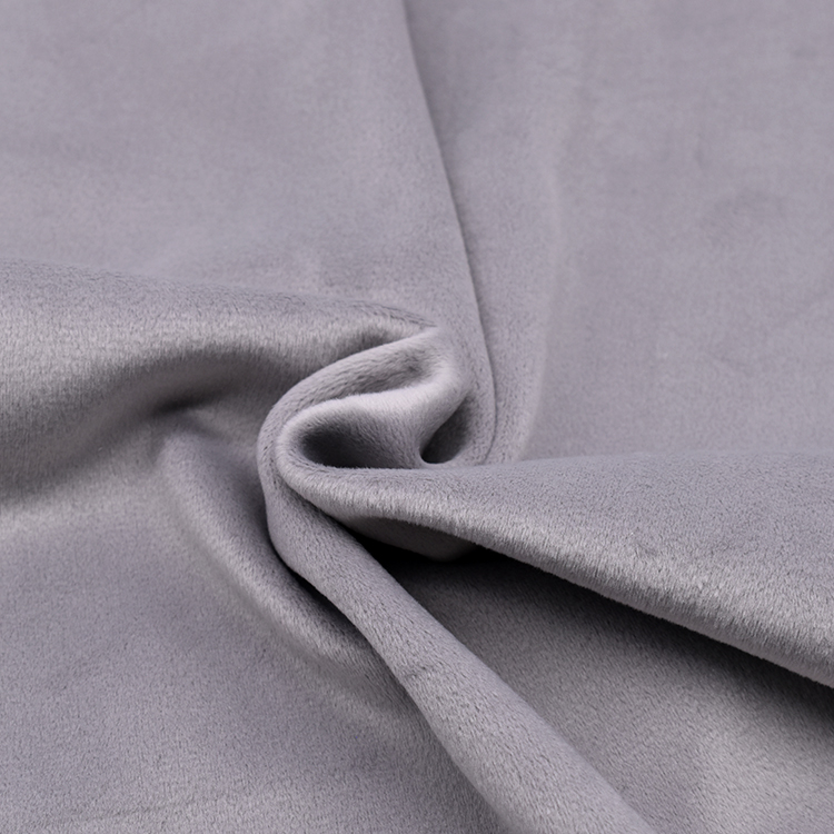 东莞布料复合厂家经常复合的银狐绒有什么优点呢？